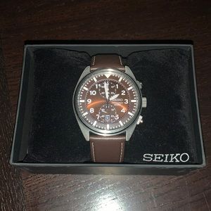 Seiko Men’s Chronograph 100m Stainless Steel Watch | SNN241